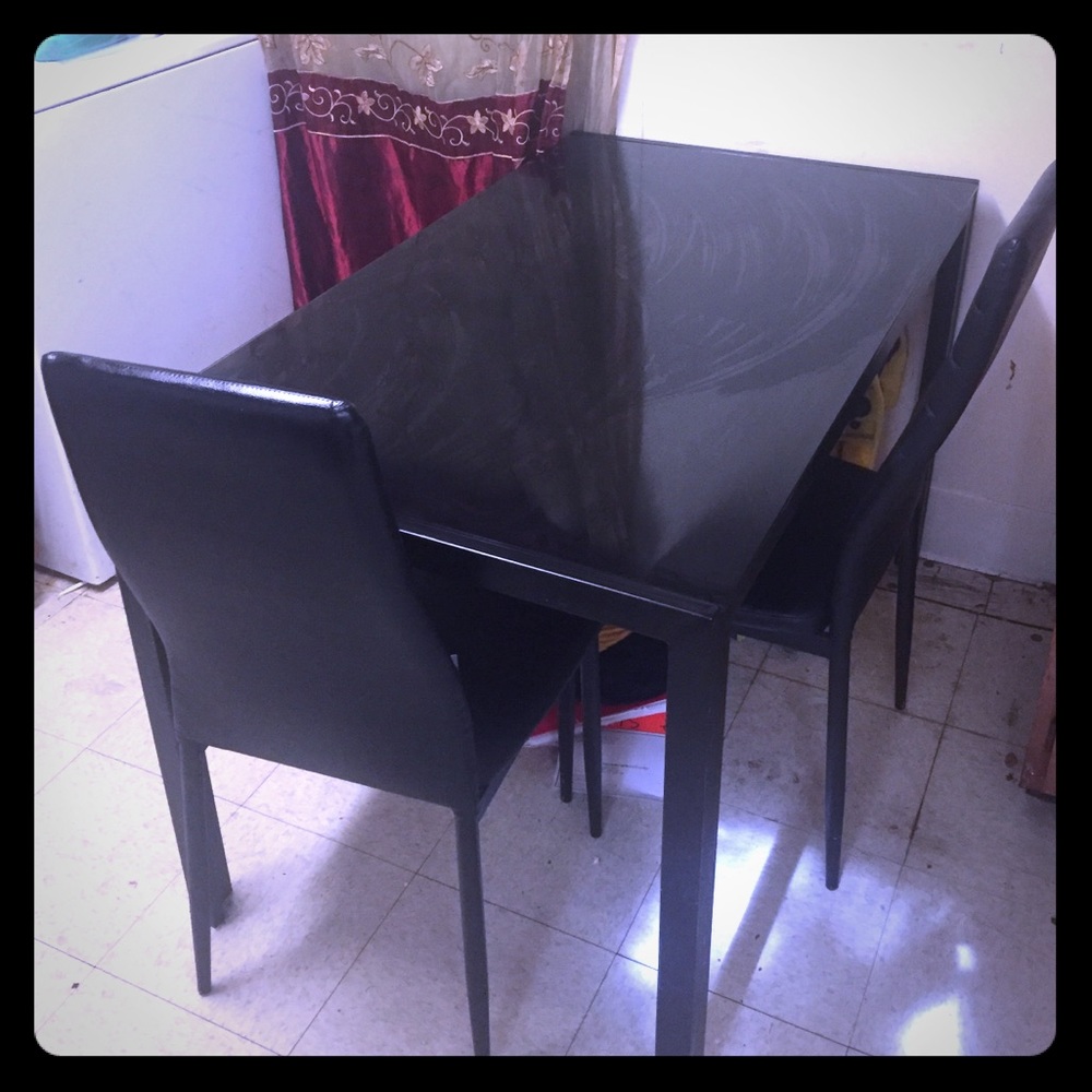 Kitchen table